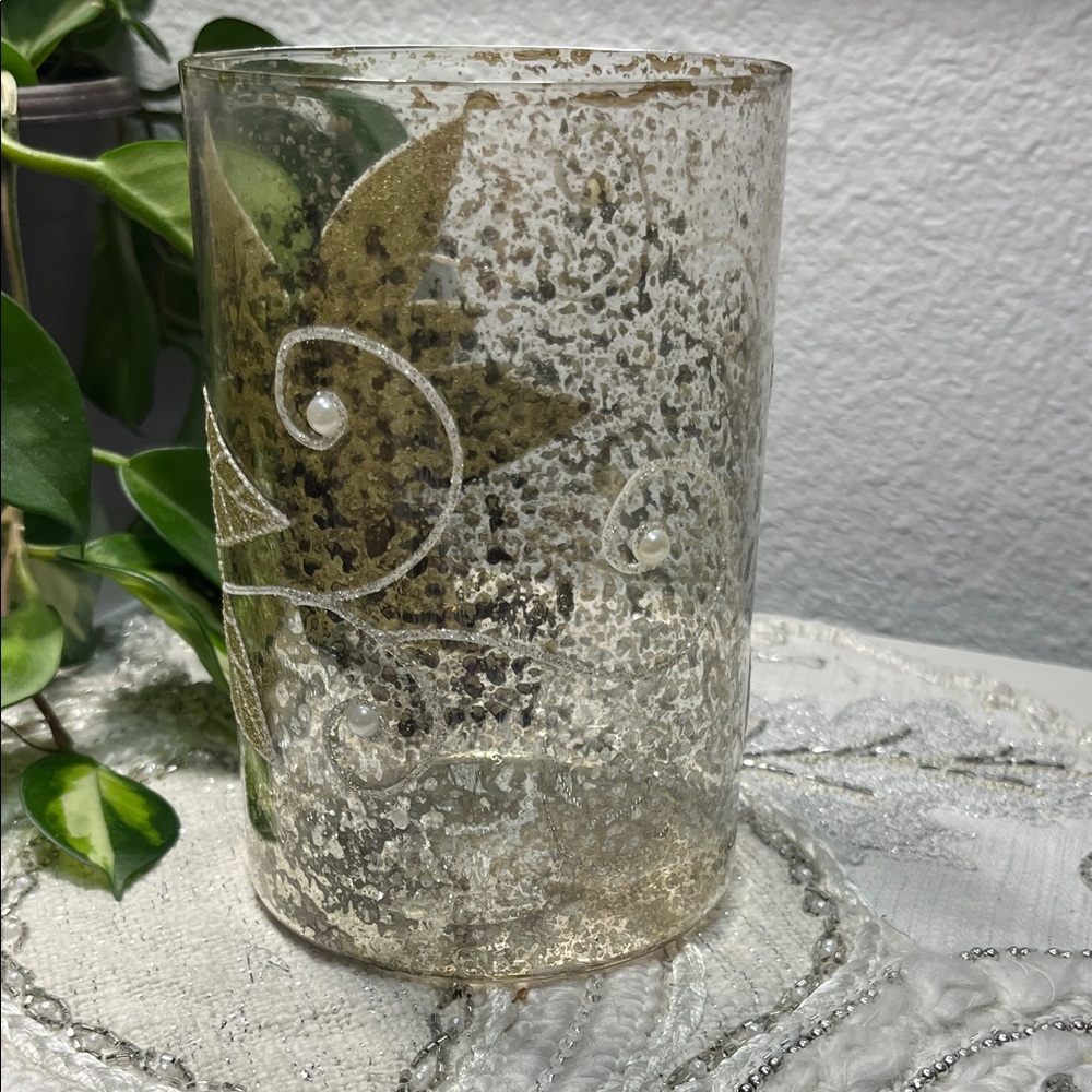 New HD Poinsettia Votive Candle Holder - Picture 2 of 5